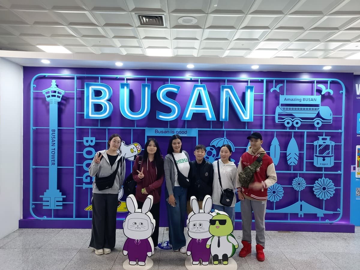 벚꽃길 산책 — 부산 관광